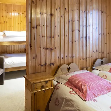 Aiguille De La Tza 2*